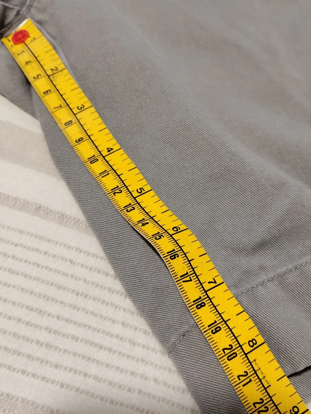 J Crew Gramercy Shorts Men’s Size 34 Chino Brown Khaki Gray Flat Front